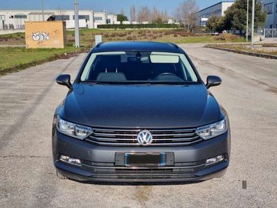 usata VW Passat Passat VariantVIII 2015 Variant 1.6 tdi Business120cv dsg