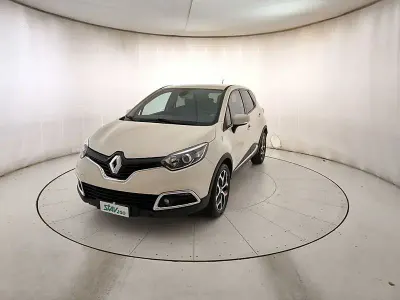 Usata Renault Captur 90 CV (66 kW) 2014 Beige SUV