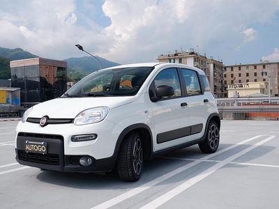 Gebraucht Fiat Panda Street 70 PS (51 kW) 2021 Weiß Kleinwagen