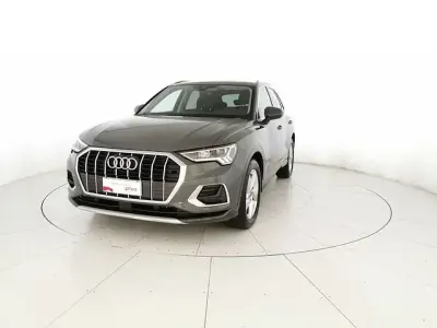 Begagnad Audi Q3 Advanced 150 HK (110 kW) 2025 Grå SUV