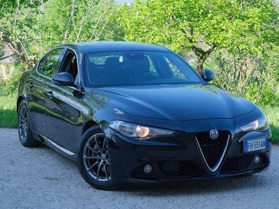 Usata Alfa Romeo Giulia 150 CV (110 kW) 2017 Nero Berlina