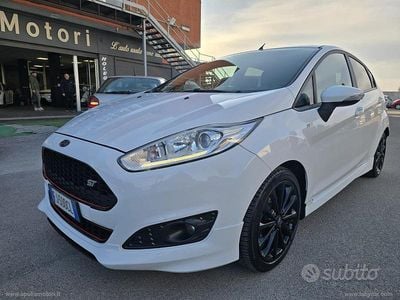 Usata Ford Fiesta ST-Line 95 CV (69 kW) 2017 Other Berlina