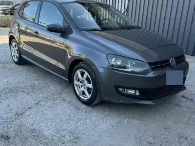 Usata VW Polo 75 CV (55 kW) 2010 Grigio Utilitaria