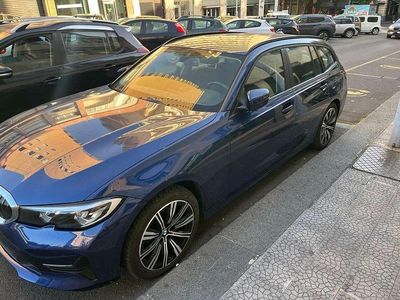 Usata BMW 318 Advantage 150 CV (110 kW) 2020 Blu/azzurro Station wagon