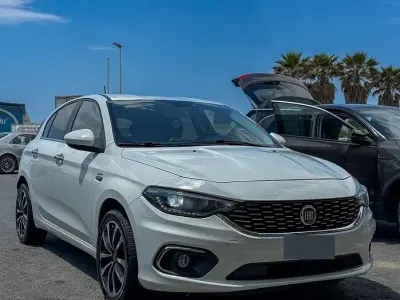 Usata Fiat Tipo Sport 95 CV (69 kW) 2021 Bianco Berlina