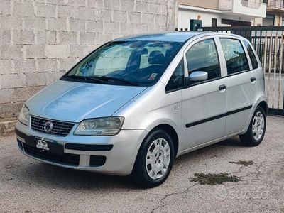 Usata Fiat Idea 70 CV (51 kW) 2009 Grigio Monovolume