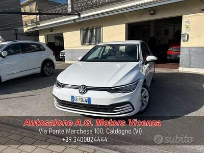 Usata VW Golf VII Life 110 CV (80 kW) 2021 Bianco Utilitaria