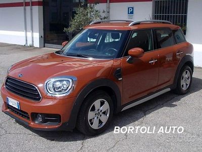 Usata Mini One D Countryman Business 116 CV (85 kW) 2019 Marrone SUV