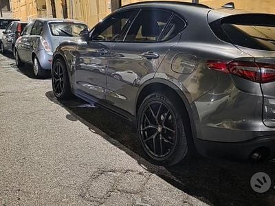 Usata Alfa Romeo Stelvio 190 CV (139 kW) 2019 SUV