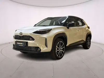 Usata Toyota Yaris Cross Sport 92 CV (67 kW) 2023 Bianco SUV