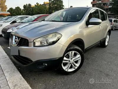 Usata Nissan Qashqai Acenta 110 CV (80 kW) 2010 Grigio SUV