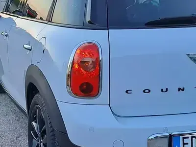 Usata Mini One D Countryman 90 CV (66 kW) 2010 Bianco SUV