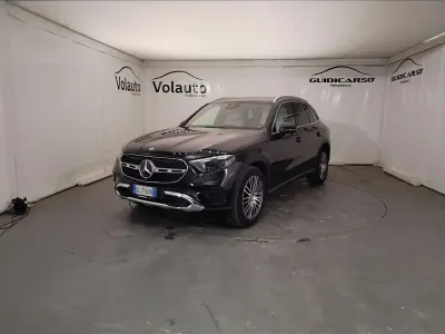 Usata Mercedes GLC200 Advanced Plus 204 CV (150 kW) 2023 Nero metallizzato SUV