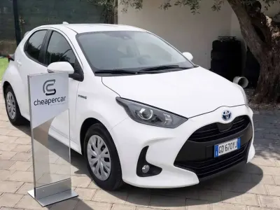Usata Toyota Yaris Hybrid
