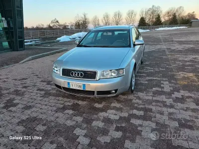 Begagnad Audi A4 131 HK (96 kW) 2005 Grå Kombi