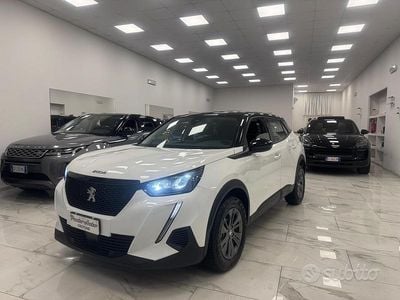 Usata Peugeot 2008 Active 110 CV (80 kW) 2022 Bianco SUV