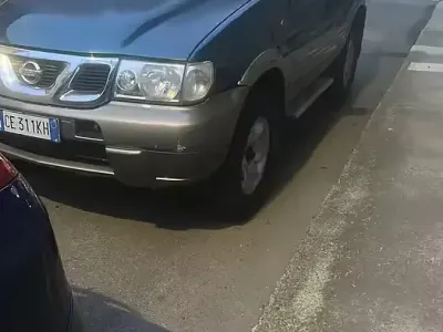 Usata Nissan Terrano 154 CV (113 kW) 2002 Verde SUV