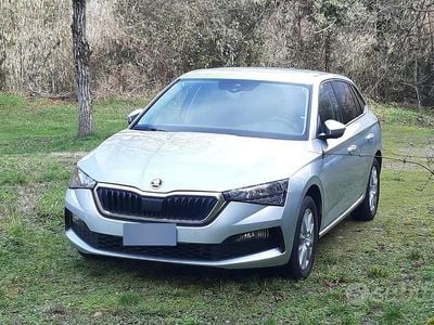 Usata Skoda Scala Ambition 116 CV (85 kW) 2021 Grigio Utilitaria