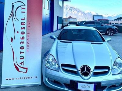 Usata Mercedes SLK200 163 CV (119 kW) 2005 Argento metallizzato Cabrio