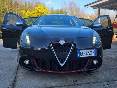 Usata Alfa Romeo Giulietta Quadrifoglio Verde 235 CV (172 kW) 2011 Nero Utilitaria