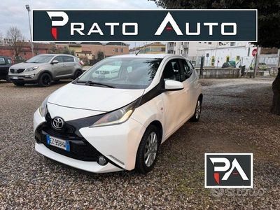 Usata Toyota Aygo X-wave 69 CV (50 kW) 2015 Bianco Utilitaria