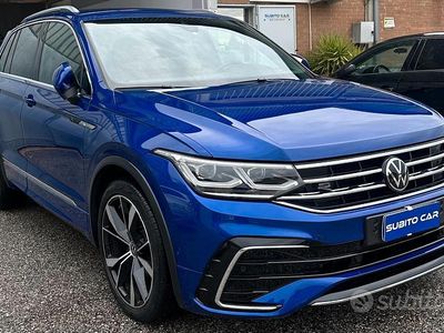Usata VW Tiguan R-line 150 CV (110 kW) 2022 Blu SUV