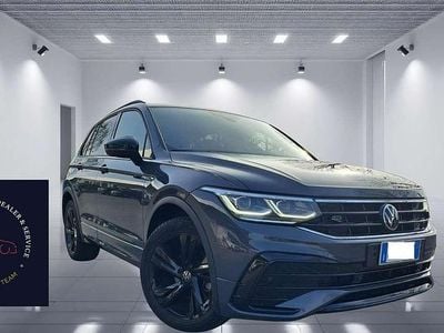 Usata VW Tiguan R-line 150 CV (110 kW) 2022 Indium grey/black pack SUV