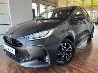 Usata Toyota Yaris 72 CV (52 kW) 2021 Grigio Utilitaria