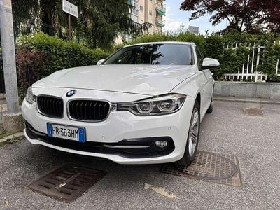 Usata BMW 316 Sport Line 116 CV (85 kW) 2015 Bianco Station wagon