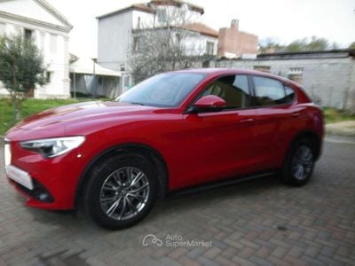 Usata Alfa Romeo Stelvio 190 CV (139 kW) 2021 Rosso SUV