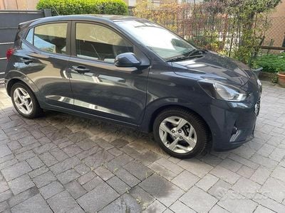 Usata Hyundai i10 67 CV (49 kW) 2022 Grigio Utilitaria