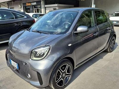 Usata Smart ForFour Electric Drive Passion 41 kW (56 CV) 2021 Grigio Utilitaria