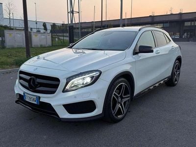 Usata Mercedes GLA200 Premium 136 CV (100 kW) 2015 Bianco SUV