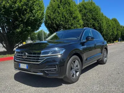 Usata VW Touareg Elegance 231 CV (169 kW) 2021 Nero SUV