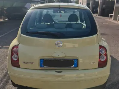 Usata Nissan Micra 86 CV (63 kW) 2006 Giallo Utilitaria