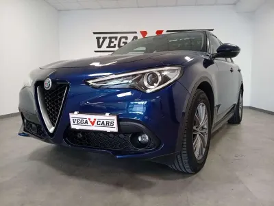 Usata Alfa Romeo Stelvio Business 190 CV (139 kW) 2019 Blu SUV