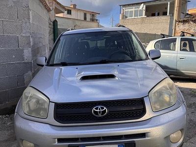 Usata Toyota RAV4 Sol 116 CV (85 kW) 2005 Grigio SUV