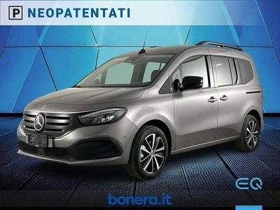 Nuova Mercedes EQT200 89 kW (122 CV) 2026 Grigio chromite metallizzato Monovolume