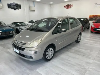 Usata Citroën Xsara Picasso 95 CV (69 kW) 2005 Beige Monovolume