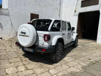 Usata Jeep Wrangler Unlimited 80th Anniversary 379 CV (278 kW) 2021 Bianco SUV