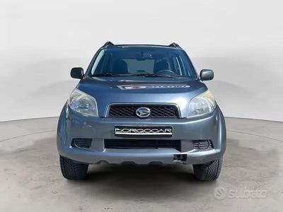 Usata Daihatsu Terios 105 CV (77 kW) 2008 Grigio SUV