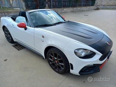 Usata Abarth 124 Spider 170 CV (125 kW) 2017 Bianco Cabrio