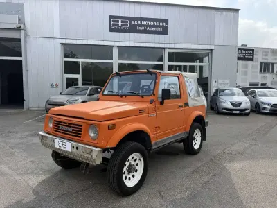 Usata Suzuki Samurai 64 CV (47 kW) 1990 Arancione SUV