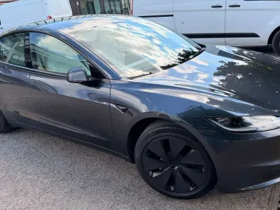 Usata Tesla Model 3 Long Range AWD 366 kW (498 CV) 2024 Grigio Berlina