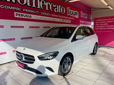 Usata Mercedes B180 Business 116 CV (85 kW) 2020 Bianco Monovolume
