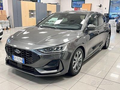 Usata Ford Focus ST 116 CV (85 kW) 2025 Grigio Berlina