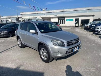 Gebraucht Toyota RAV4 Luxury 177 PS (130 kW) 2006 Grau SUV
