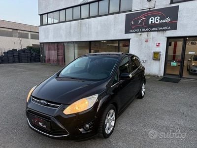 Begagnad Ford C-MAX Titanium 115 HK (84 kW) 2014 Svart Minibuss