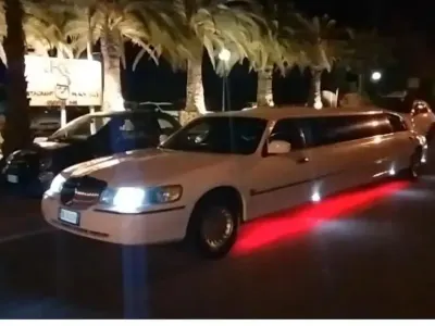 Usata Lincoln Town Car 231 CV (169 kW) 1999 Bianco Berlina