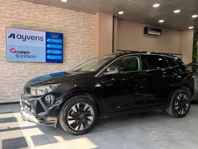 Usata Opel Grandland X 131 CV (96 kW) 2022 Nero SUV
